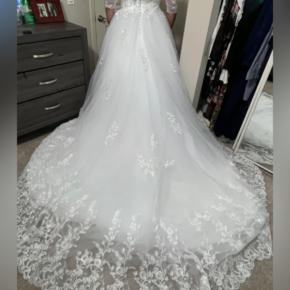 Brand new wedding dress